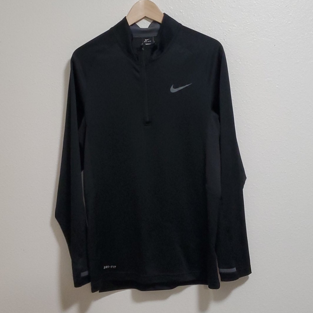 Nike Mens pull over drifit 1/4 zip blacl